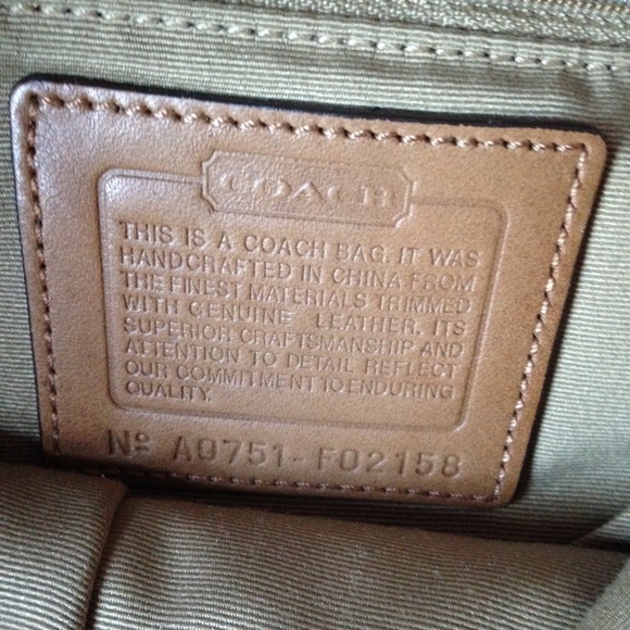 Vintage Coach Brown Signature Sutton Hobo Purse - Picture 8 of 8